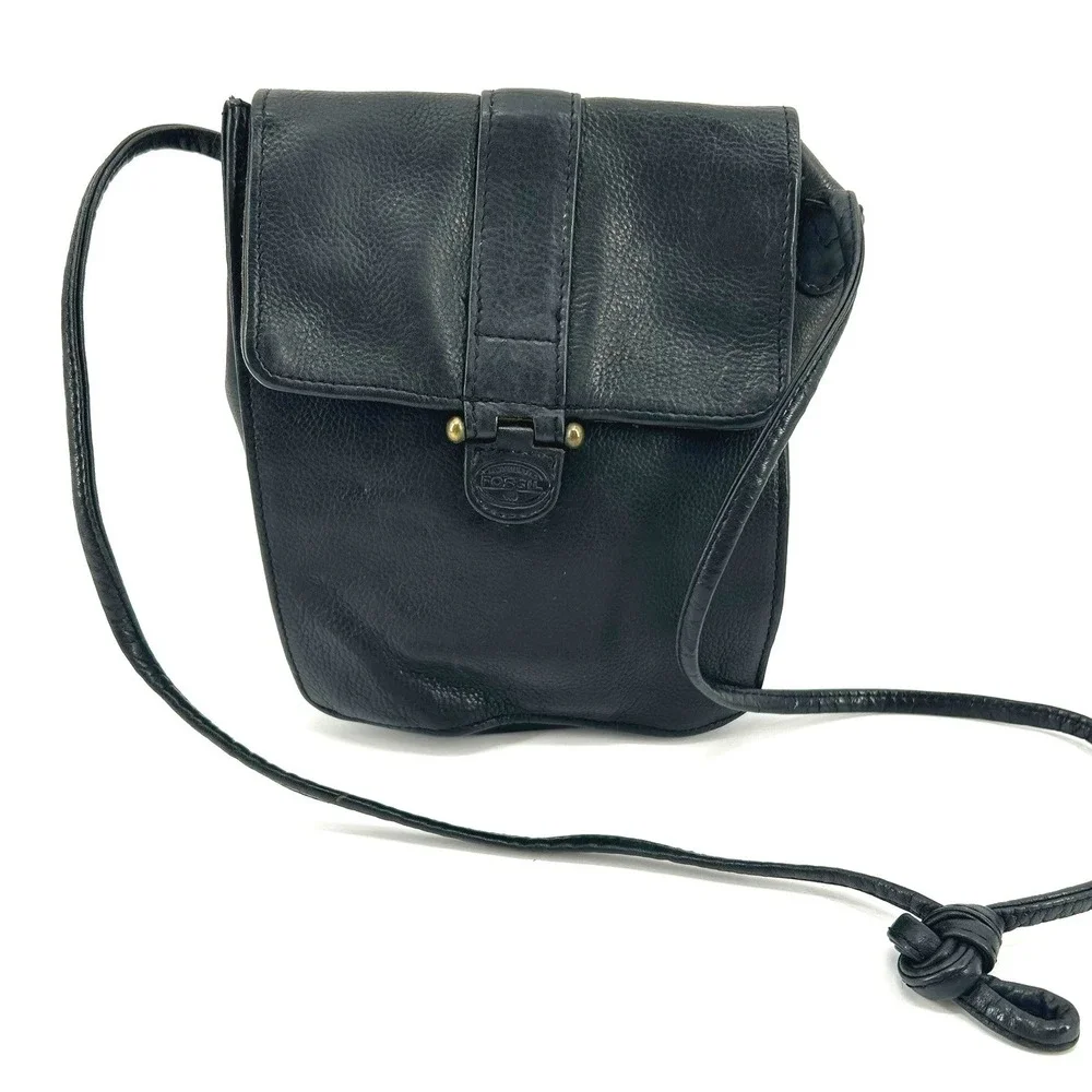 Vintage 90s Fossil Black Leather Crossbody Bag Small Flap Square Shoulder Bag - Picture 2 of 7